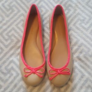 Banana Republic Nude Ballet Flats